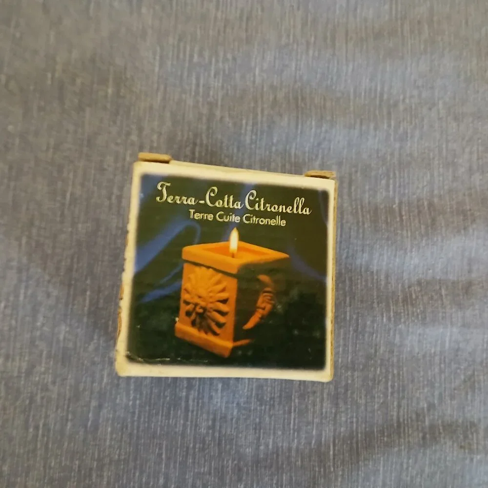 Terra-Cotta Citronella candle New